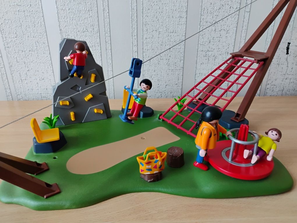 Playmobil plac przygodowy