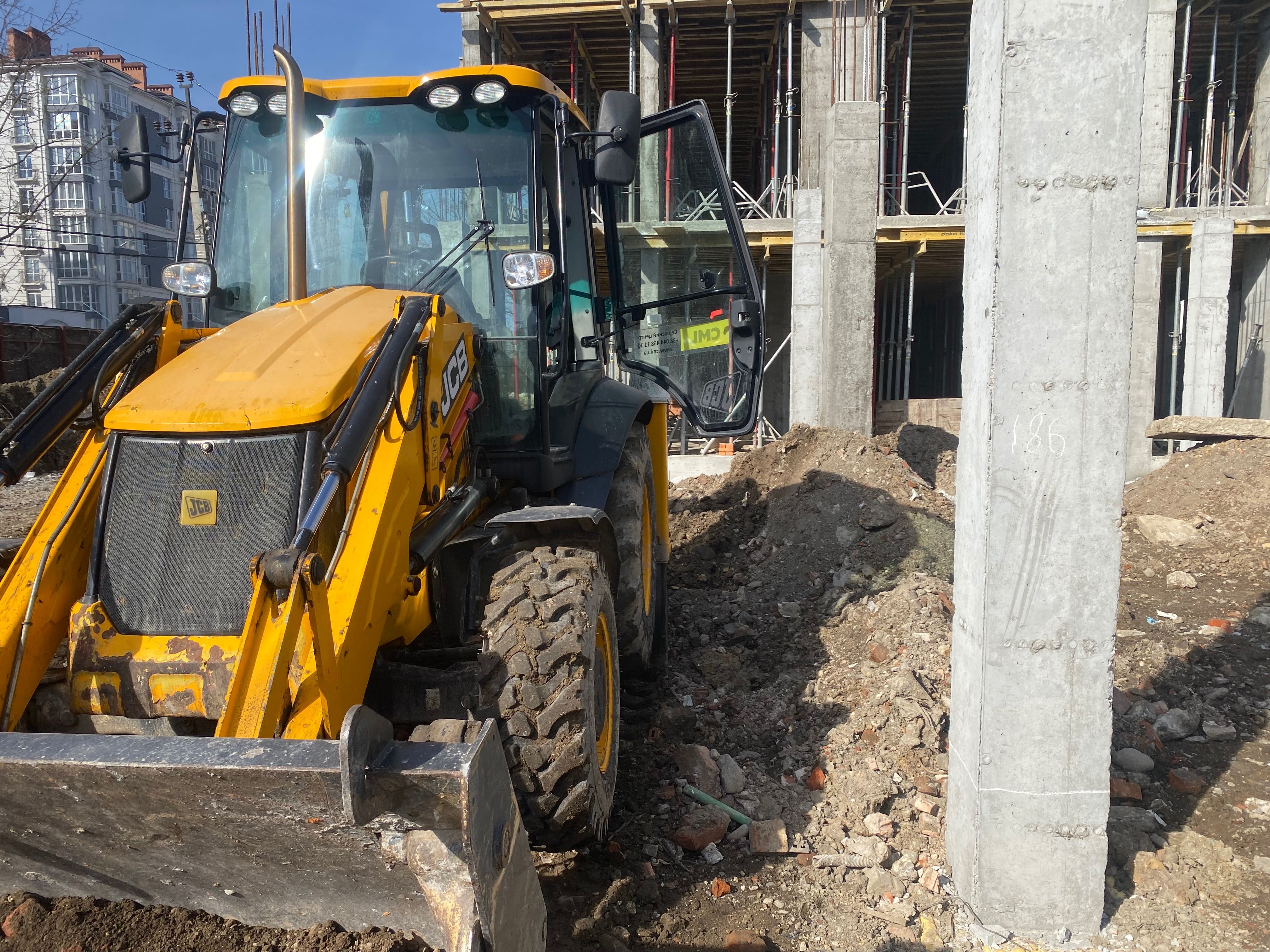 Оренда Екскаватора JCB3cx