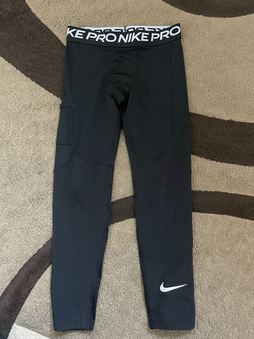 спортивні компресійні лосіни nike