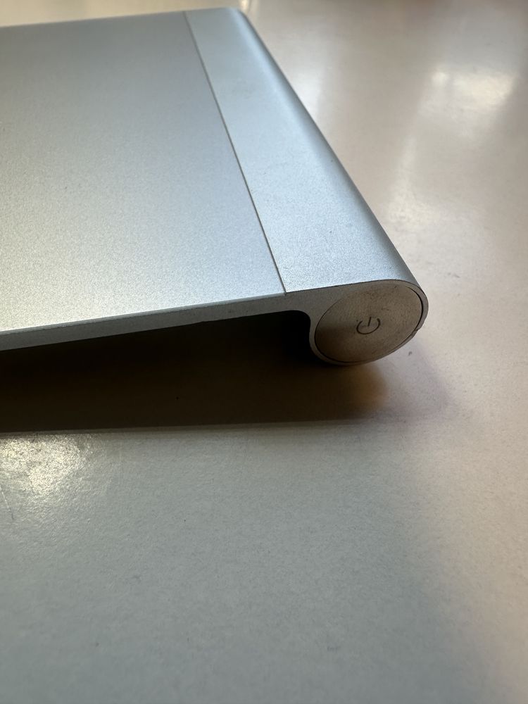 Продам трекпад Apple Magic Trackpad A1339