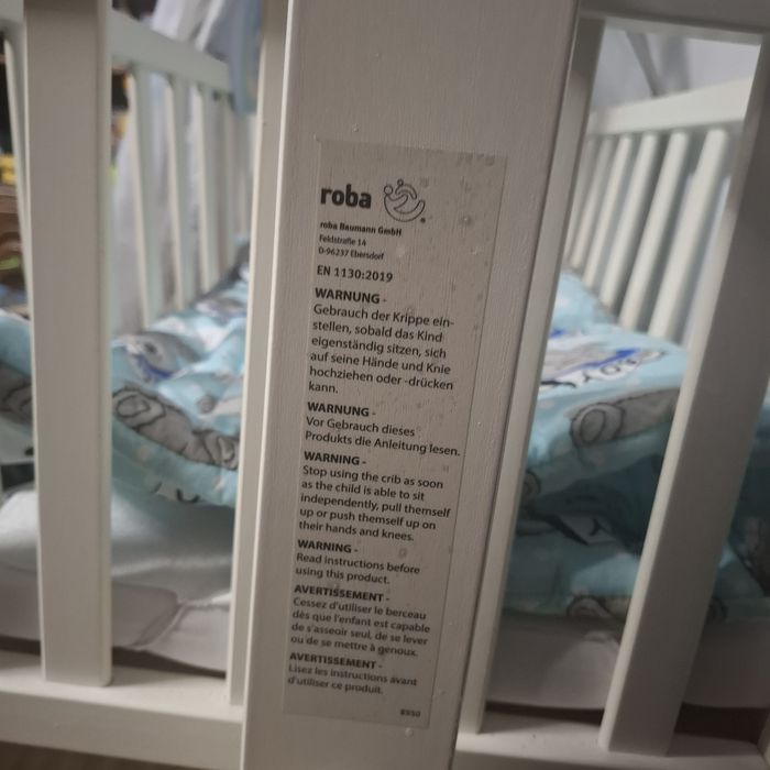 Łóżczko kołyska z baldachimem