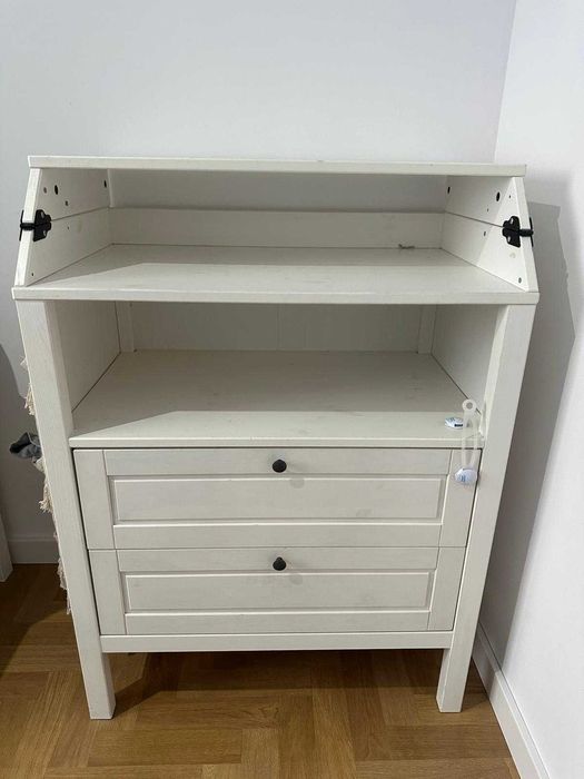 Biała komoda z przewijakiem SUNDVIK, Ikea