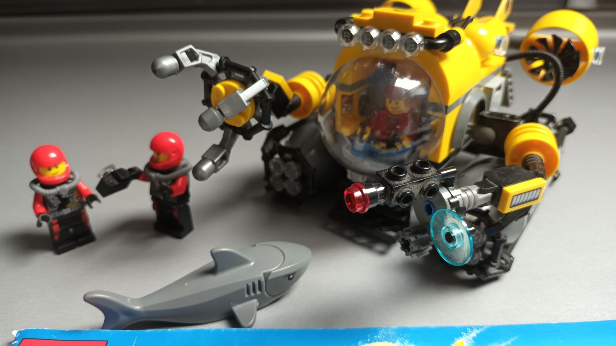 Lego łódź glebionowa rekin 60092