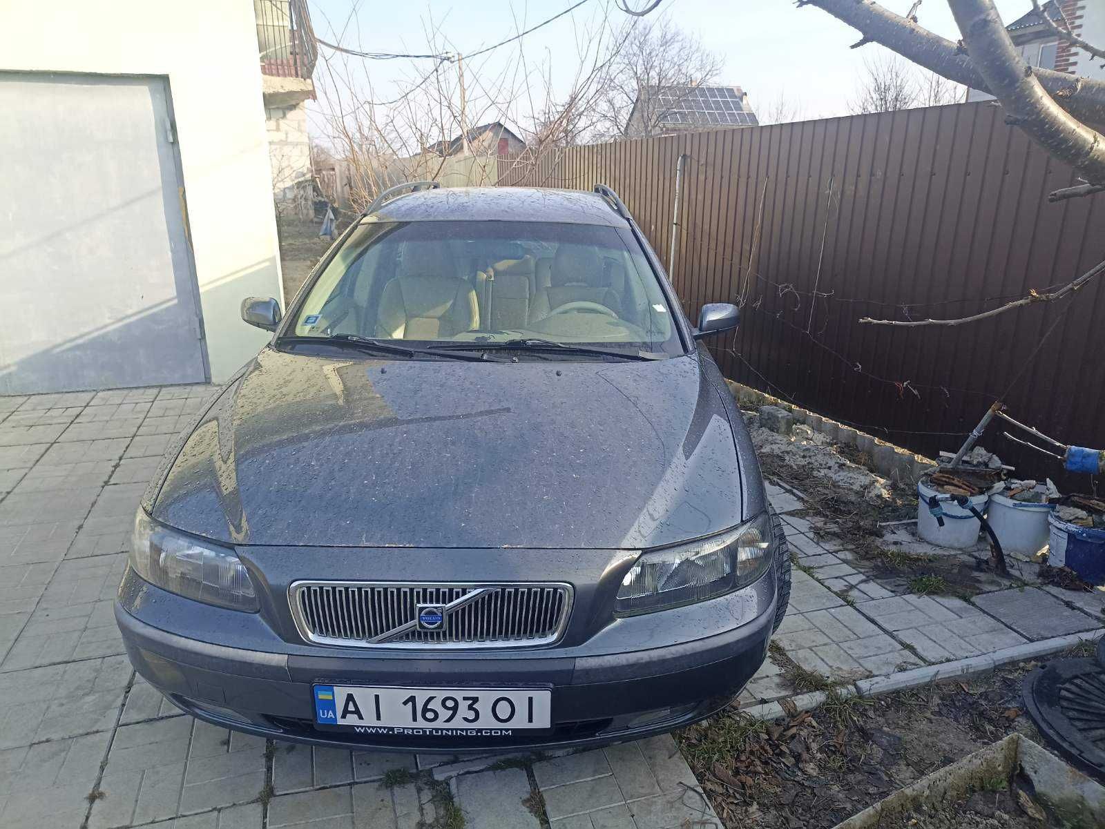 Продам Volvo v 70 2004рік