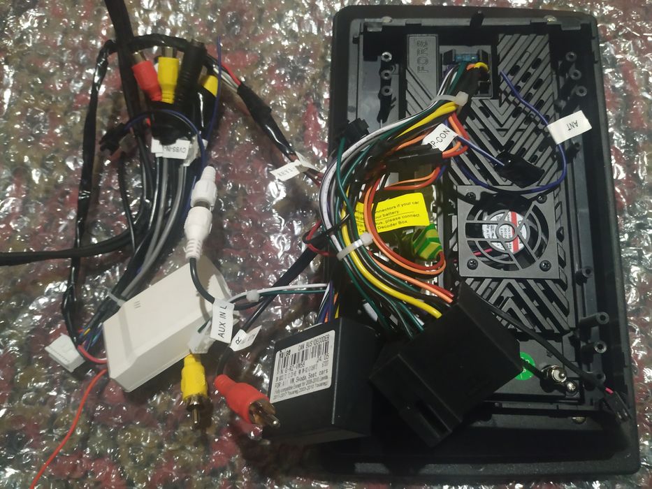 Автомобильный магнитофон сенсорный