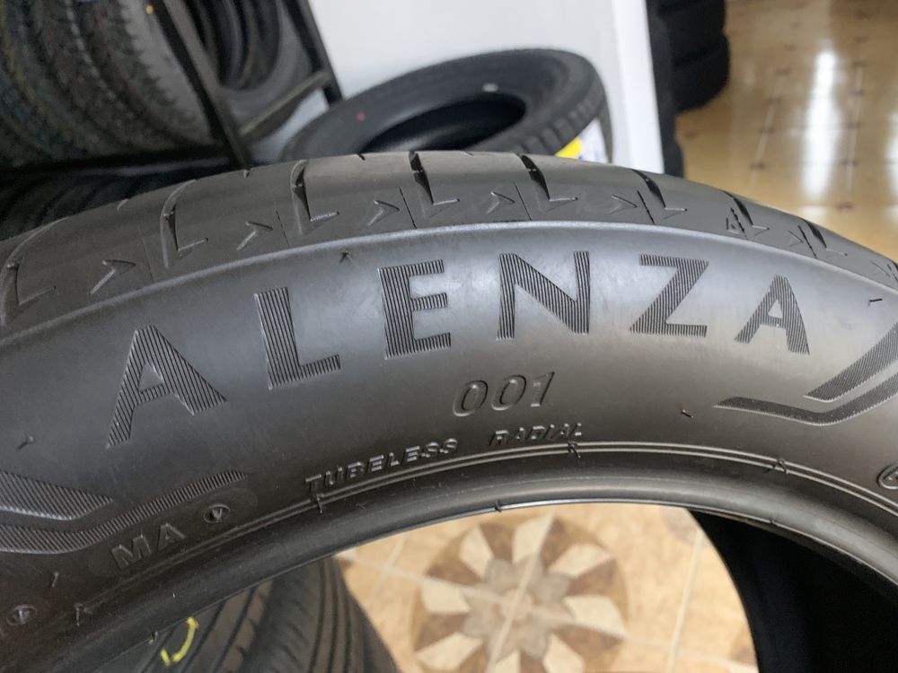 235/50/20 100W Bridgestone ALENZA 001