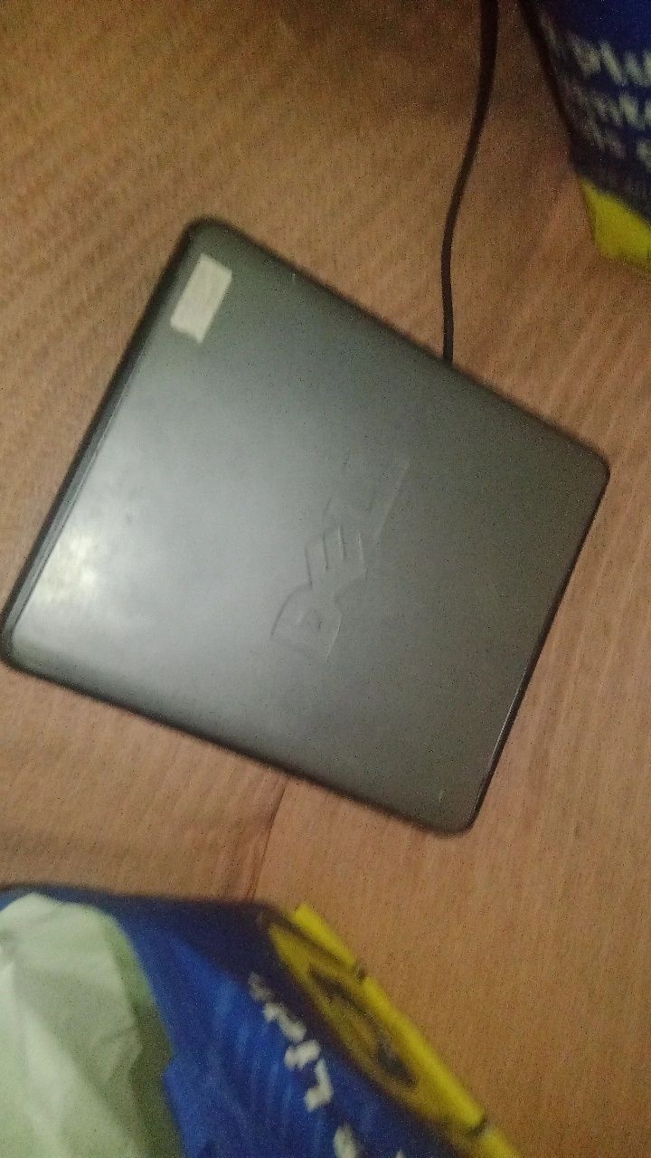 Vendo PC com alguns jogos baixados