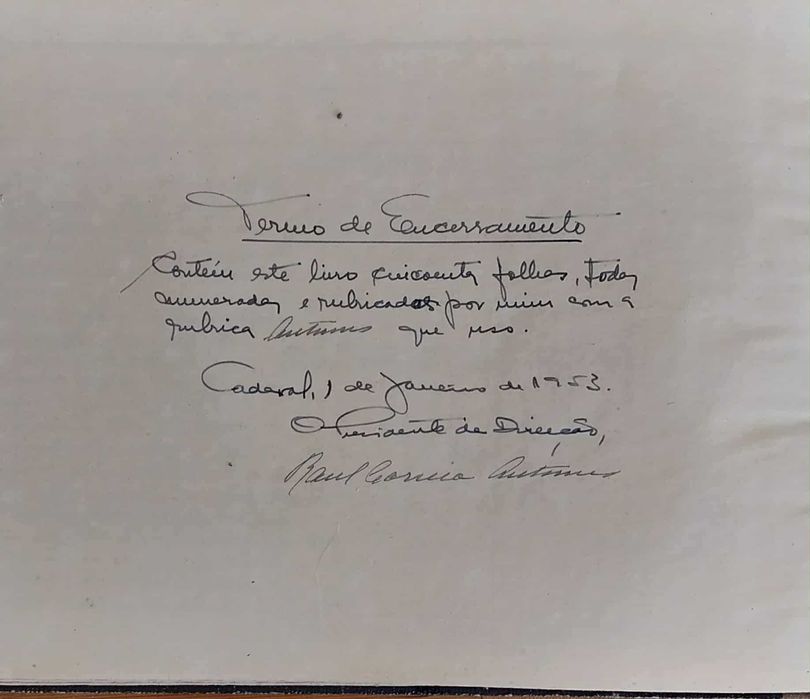 Antigo Livro de Despesas Gerais datado de 1958 / 59