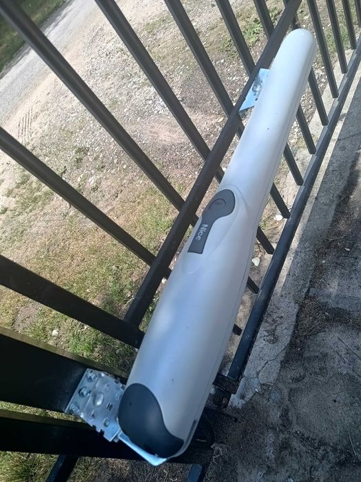 Montaż napędów do bram, kamer CCTV, systemów alarmowych SSWiN