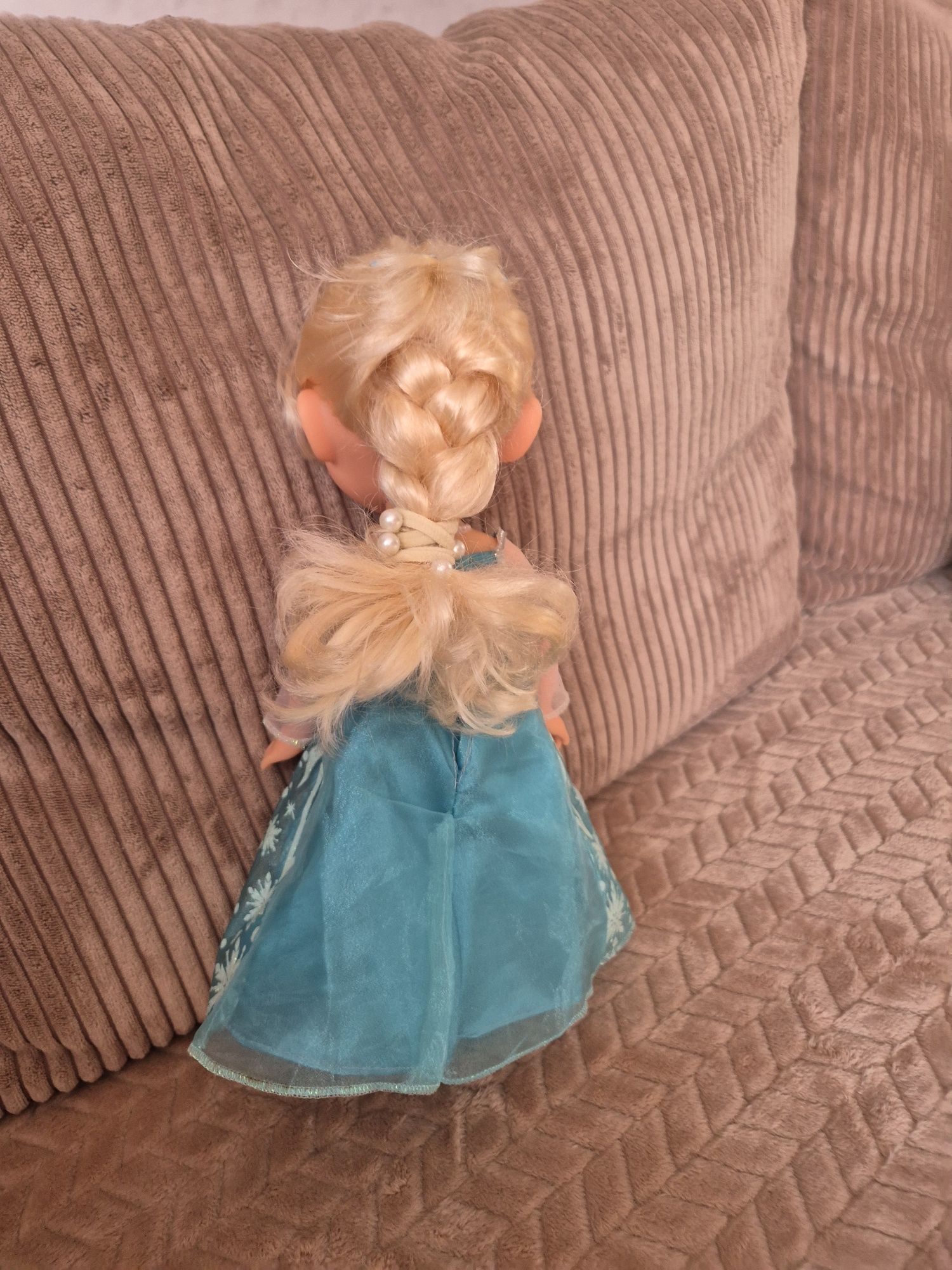 Lalka interaktywna Frozen