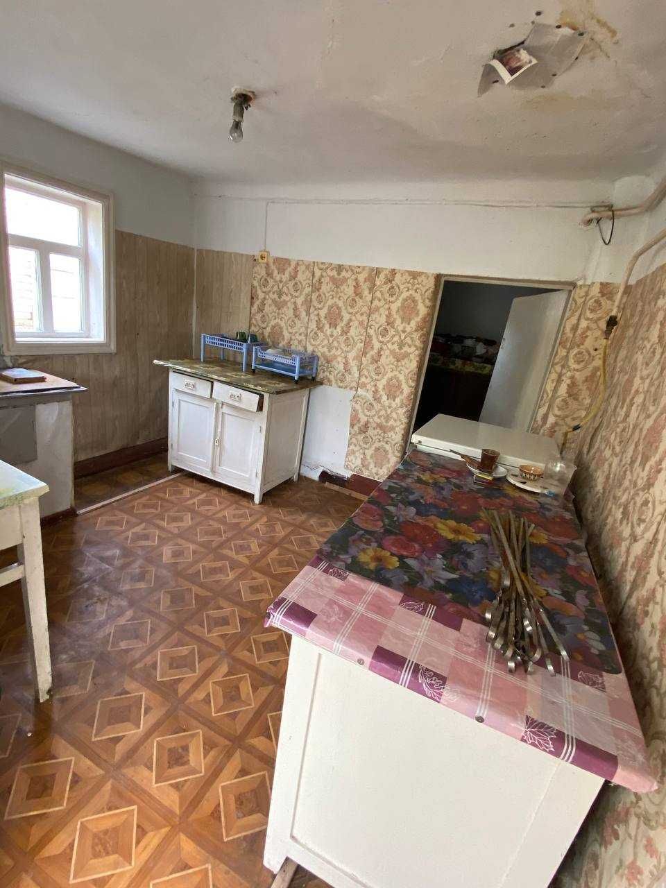 Продам Дом Школьная угол БД