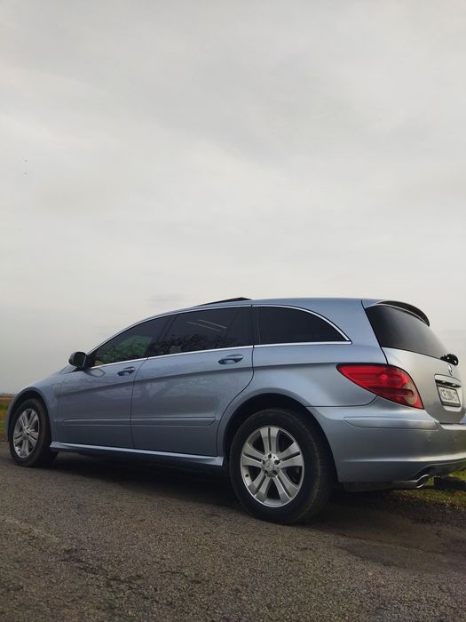 Mersedes .Benz  R  3.0 .D .4 matic