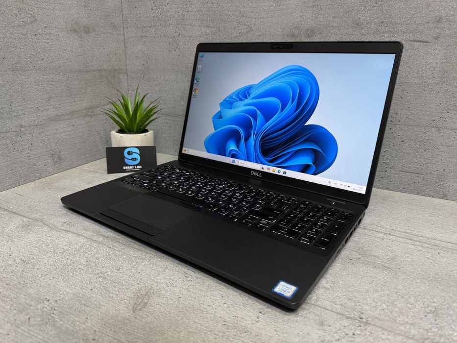 8 ddr4/I5-8265U/256gb ssd/Потужний ноутбук Dell 5500/15.6” FullHD ips
