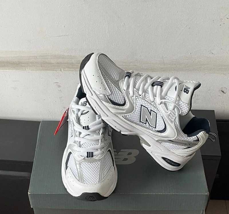 New Balance530_White Sneakersy Damskie_Moda Solidne 36