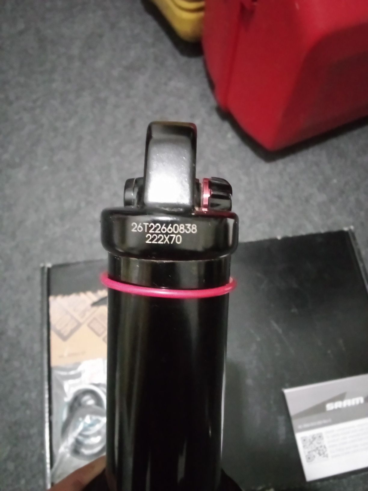 Rock shox Vivid r2c 222x70 nie fox dhx2 rc4 Manitou ohlins