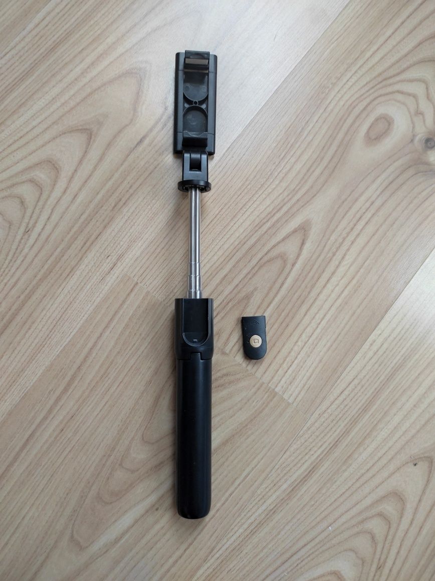 Selfie stick z pilotem na bluetooth