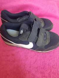 Buciki Nike r. 31,5