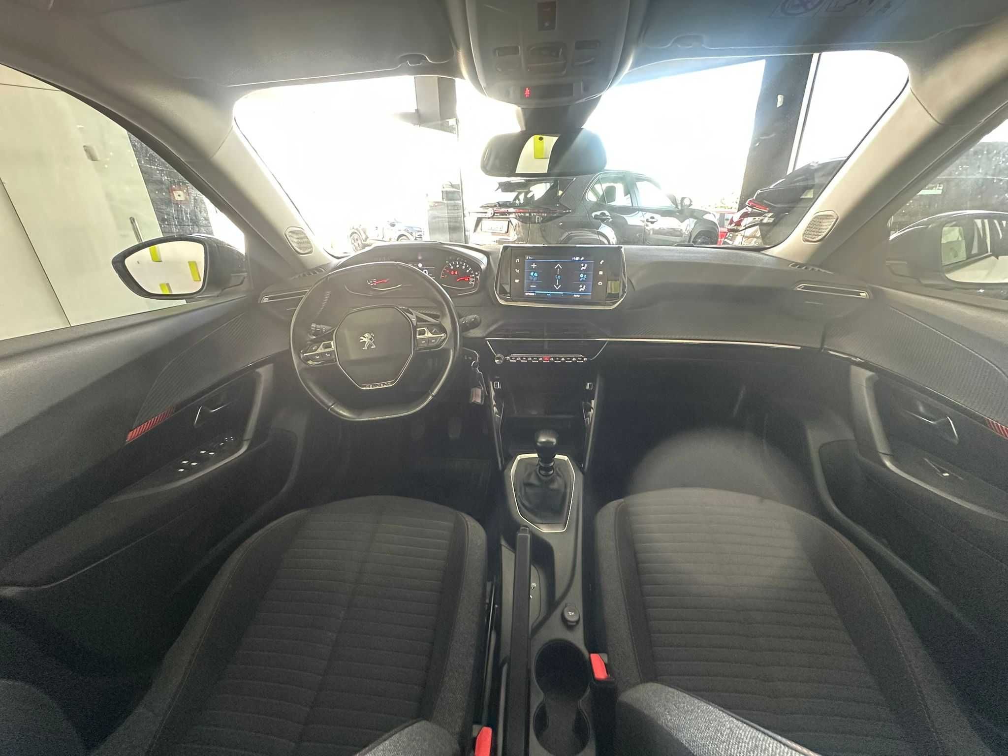 Peugeot 2008 1.5 Diesel – Manual – 2021 – Branco – Impecável
