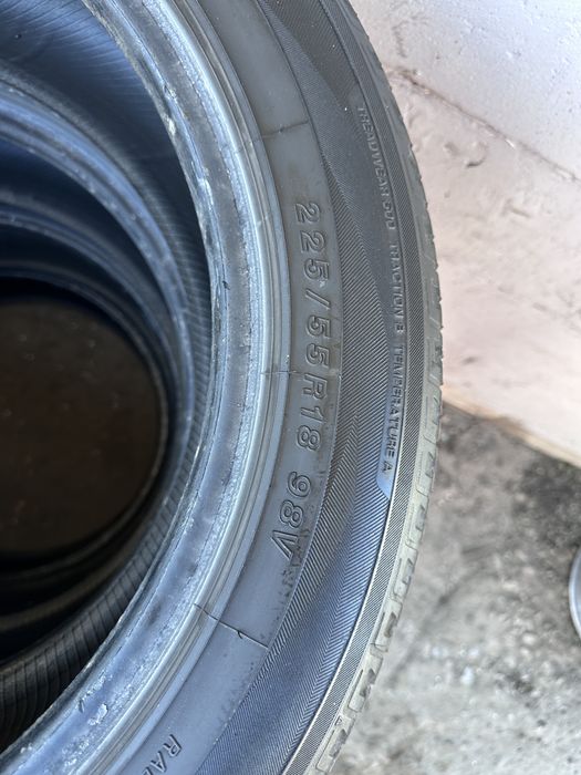 Автошины Yakohama 225-55-18 лето резина