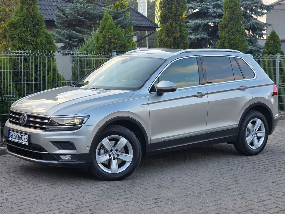 Volkswagen Tiguan HIGHLINE BEZWYPADKOWY Ledy Virtualcocpit Masaż adaptacyjny CARVERTICAL
