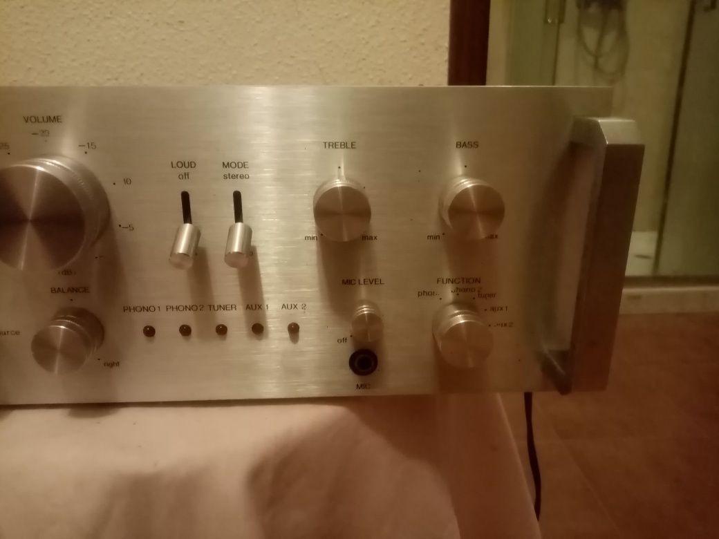 Amplificador  vintage LENCO