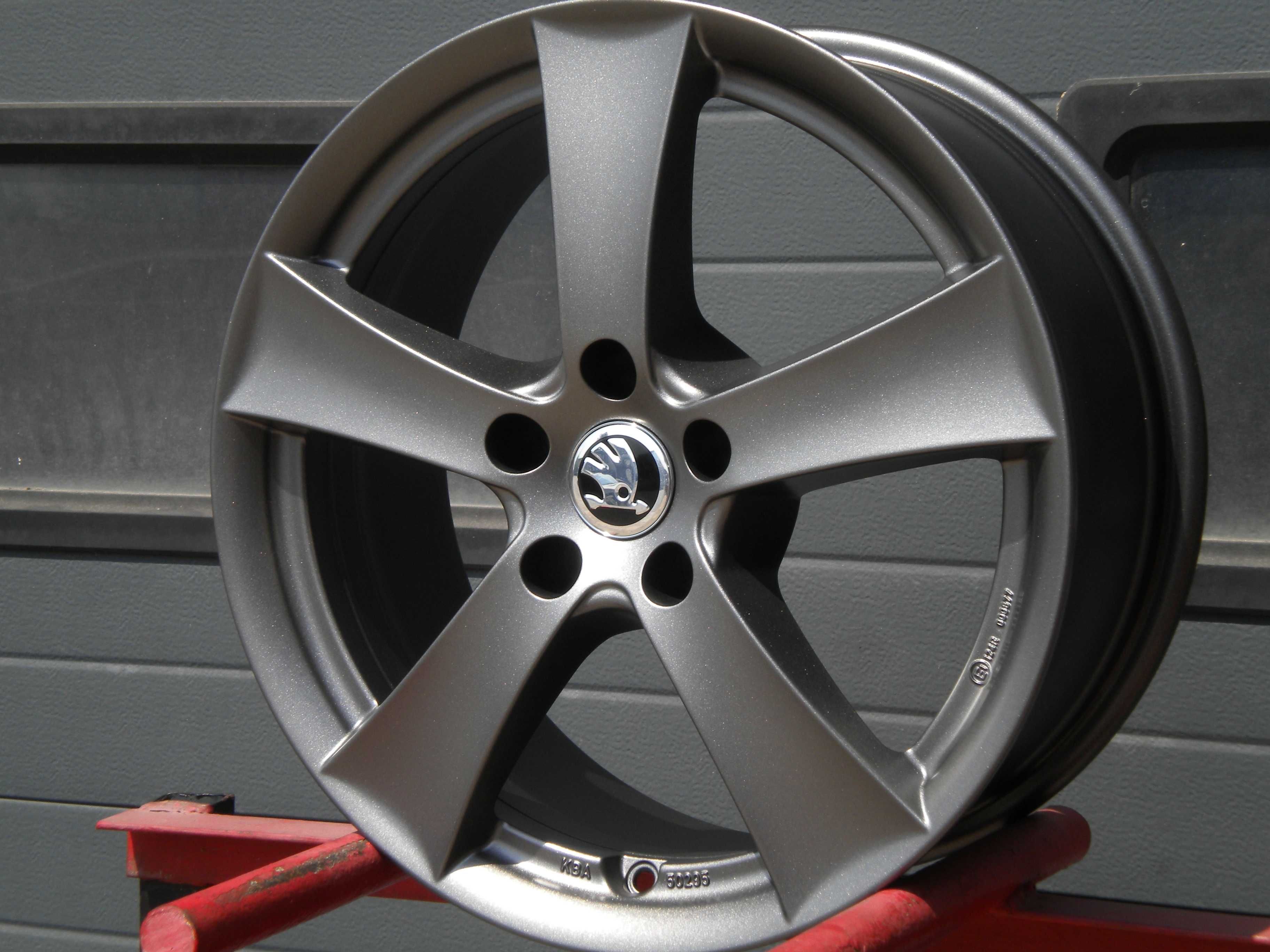 Felgi aluminiowe Dezent 17 5x112 Skoda Superb III Kodiaq