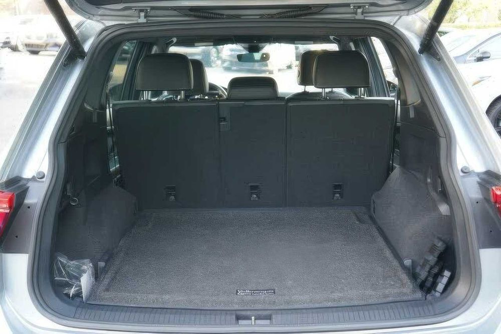 Volkswagen Tiguan SE R-Line Black 4Motion      2022