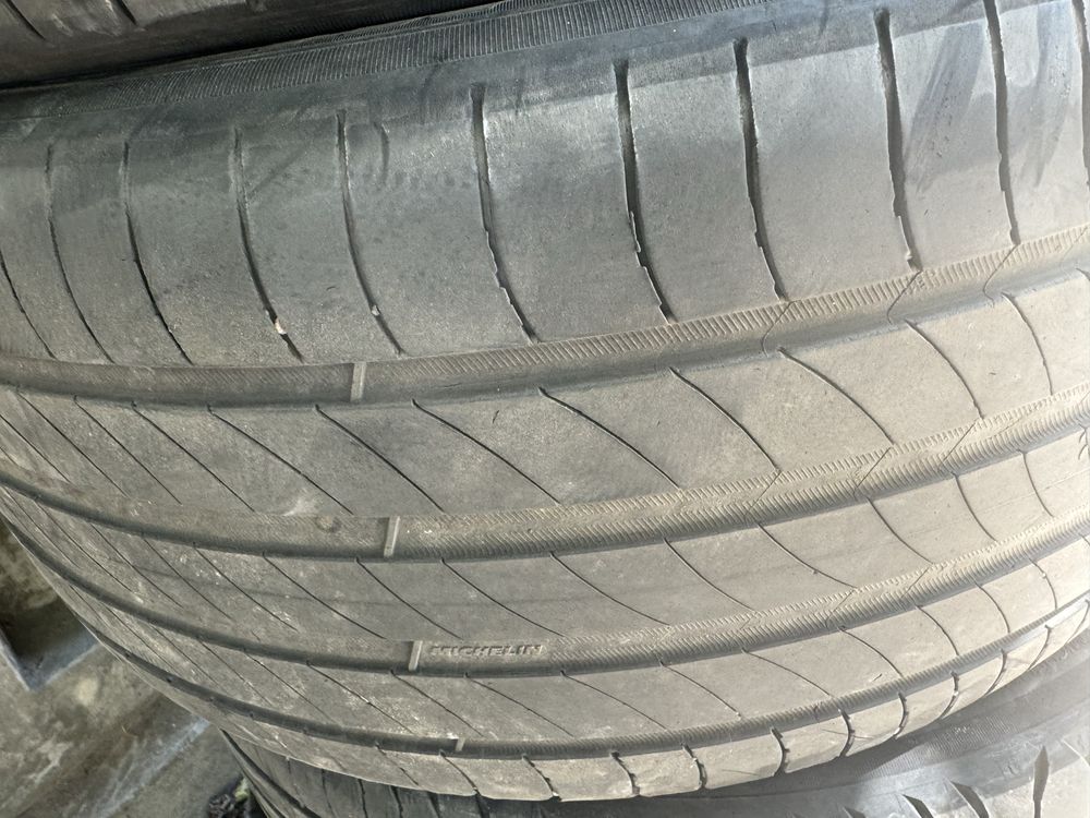Michelin Primasy 4 255/40/19