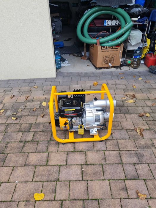 Pompa JCB do brudnej wody 214cm3