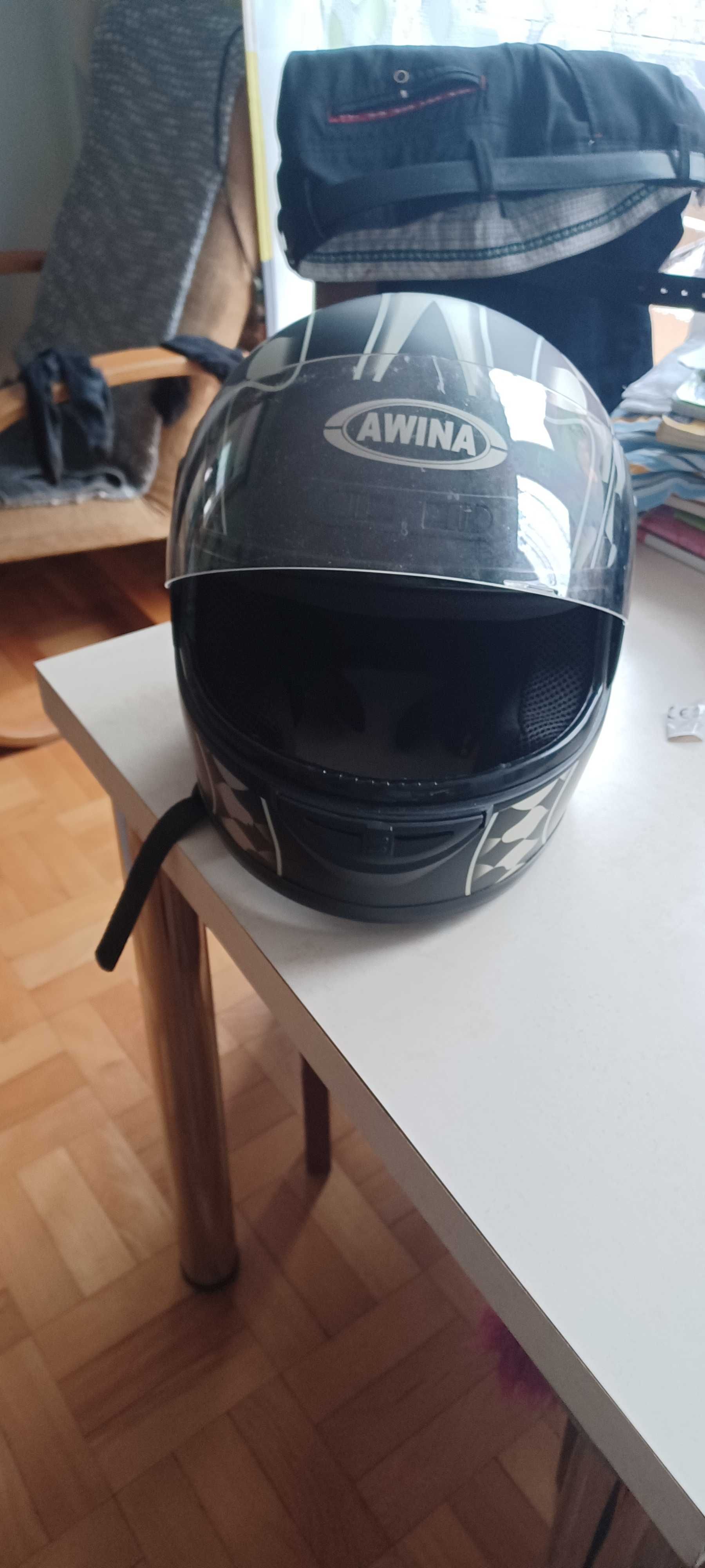 Kask na motor awina