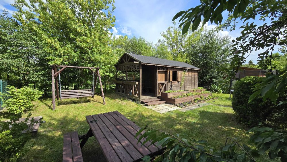 Zadbana działka ROD Warszawa Włochy, ul. Leonidasa