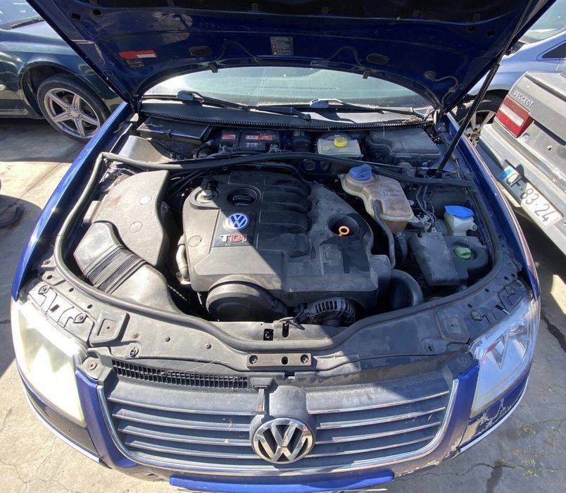 VW PASSAT 1.9 TDI 130CV DE 2001 DISPONÍVEL PARA PEÇAS