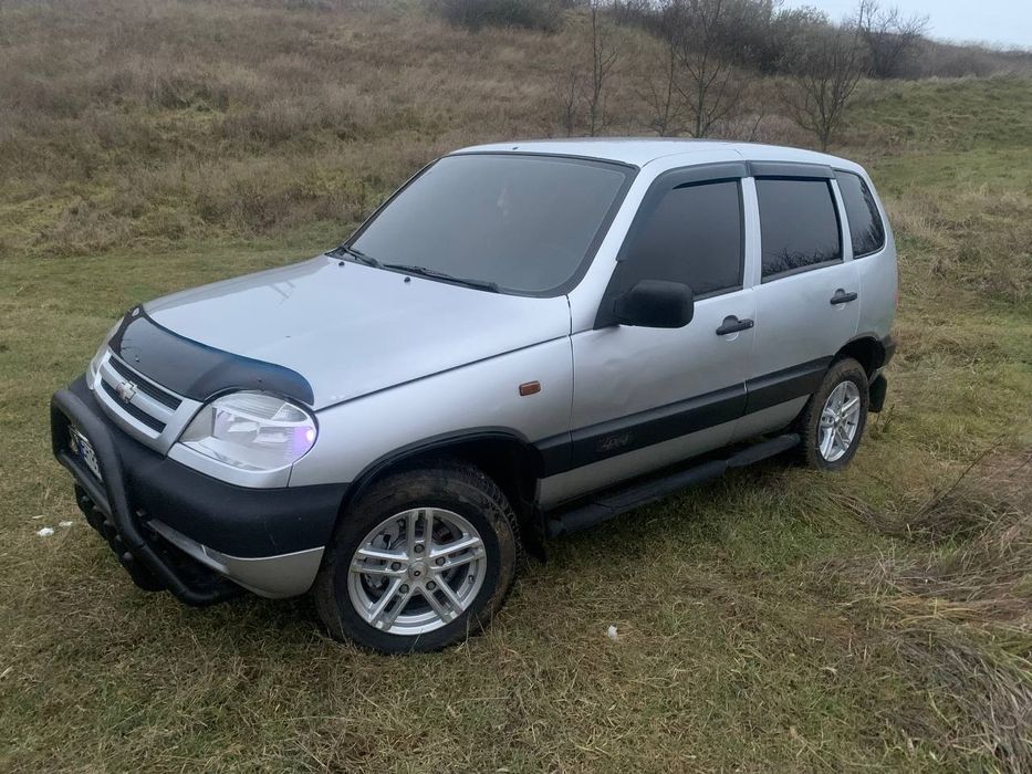 Chevrolet Niva 1.7