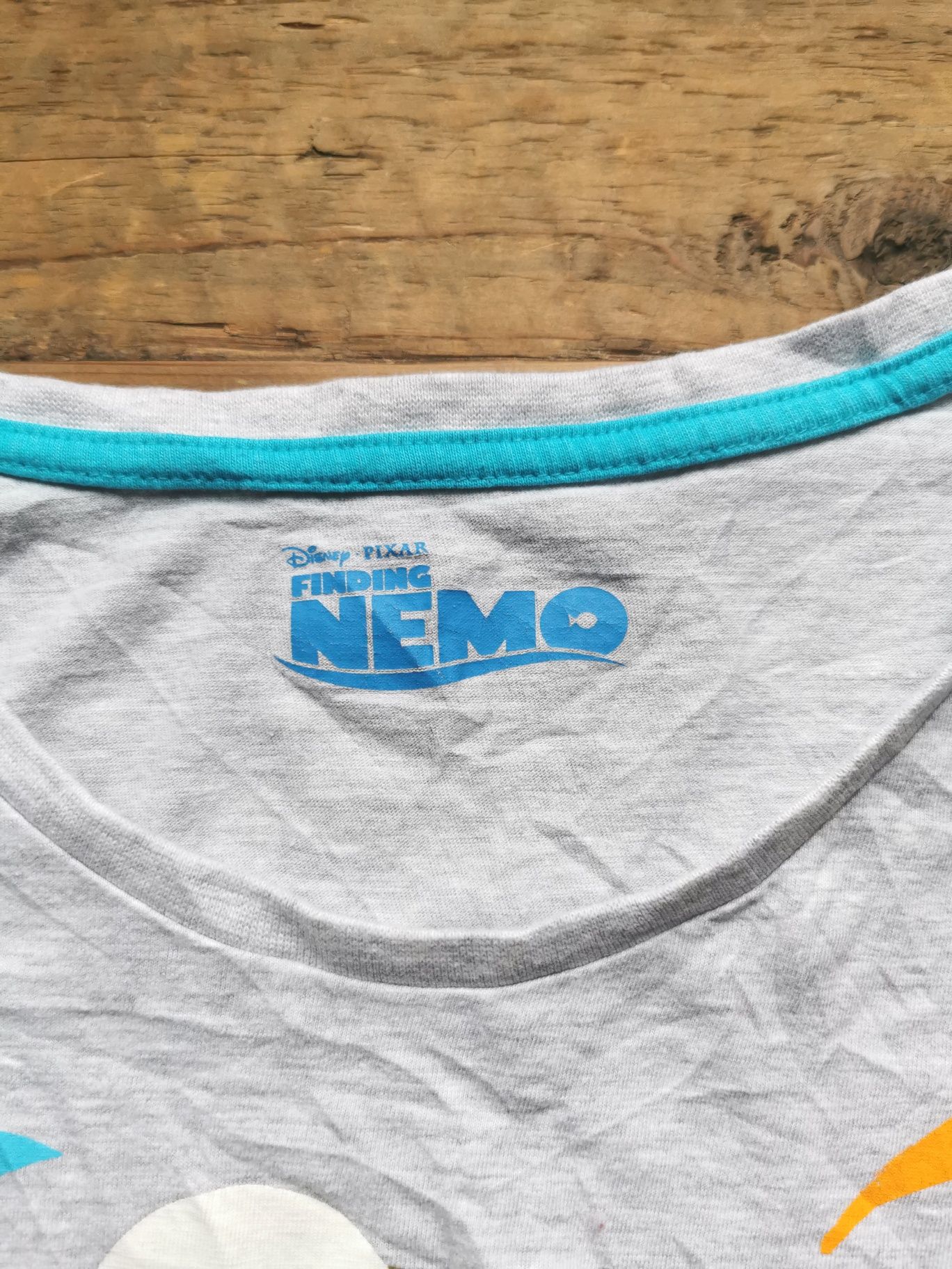 T-shirt szary z Nemo, Disney, rozmiar S-M