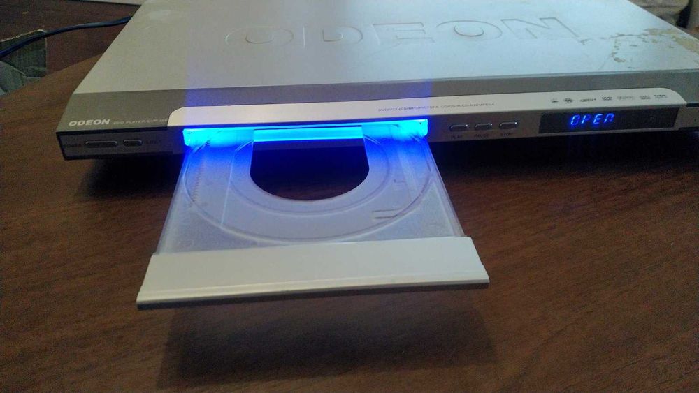 DVD проигрыватель с караоке ODEON DVP 300