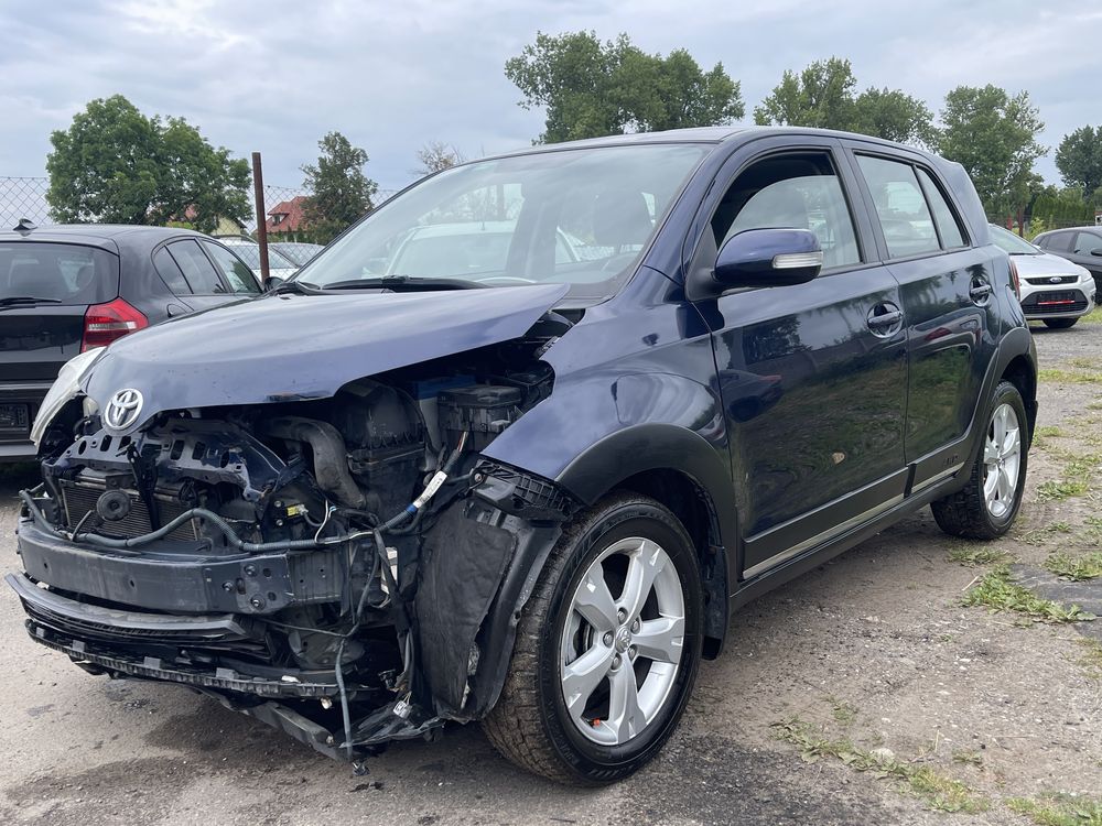 Toyota Urban Cruiser 1.4 D4D 4X4 Napęd Lekko Uszkodzona Transport