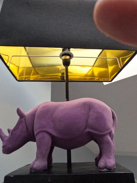 Sprzedam 2 eleganckie lampki nocne ( nosorozec)