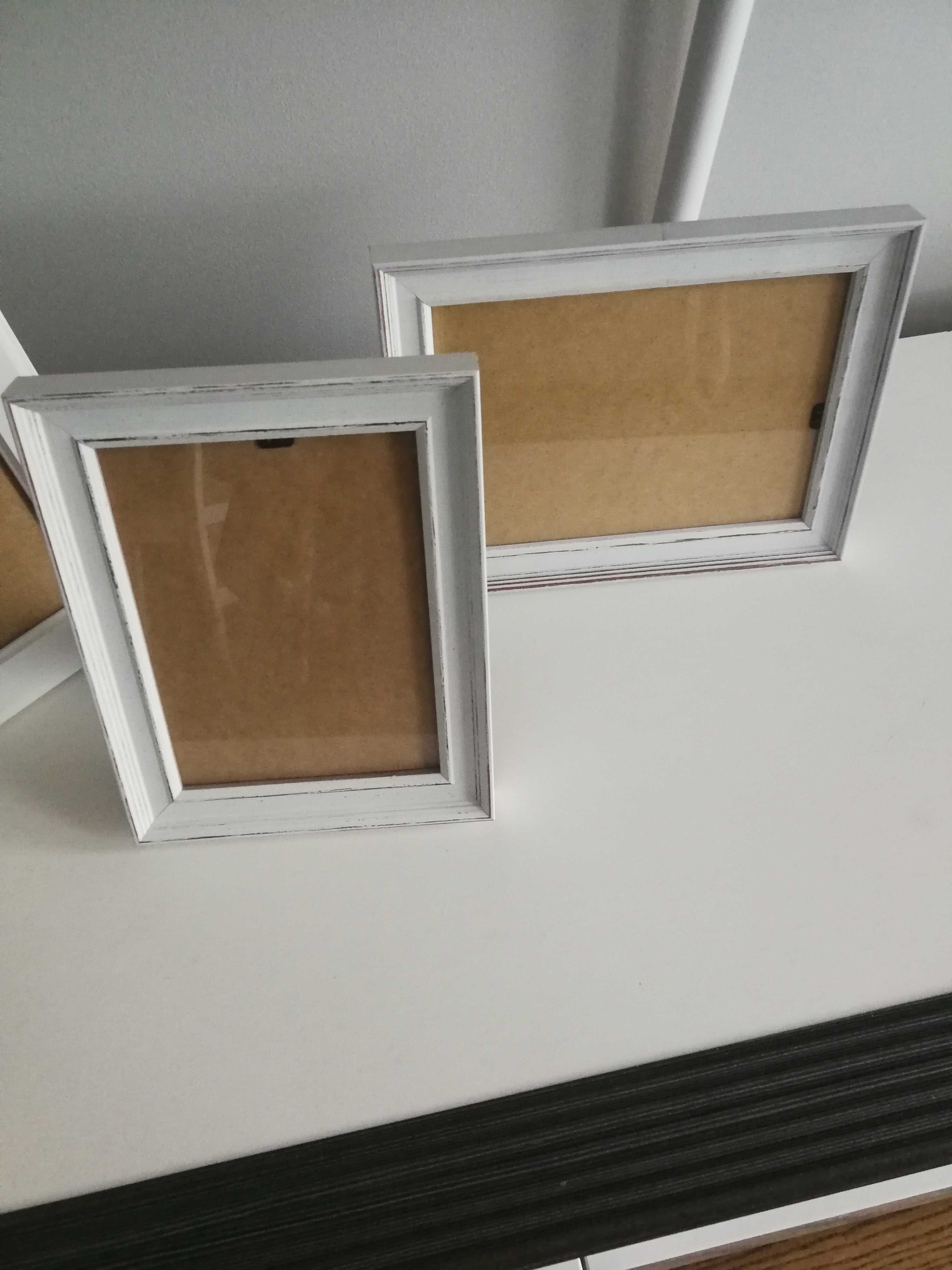 Ramki na zdjęcia Ikea drewniane