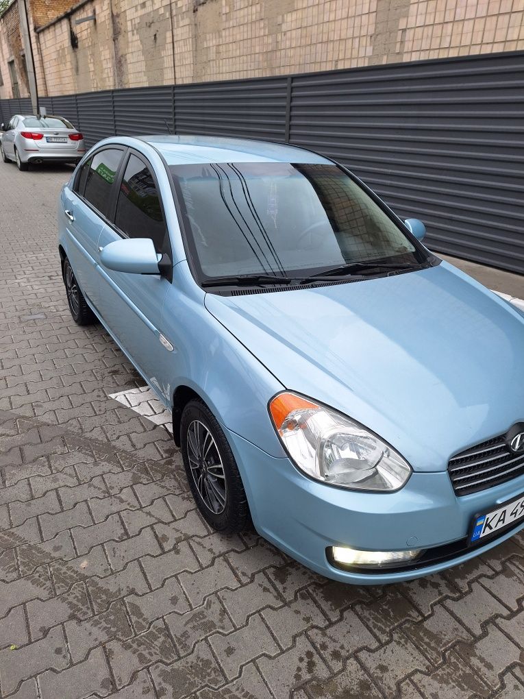 Продам hyundai accent