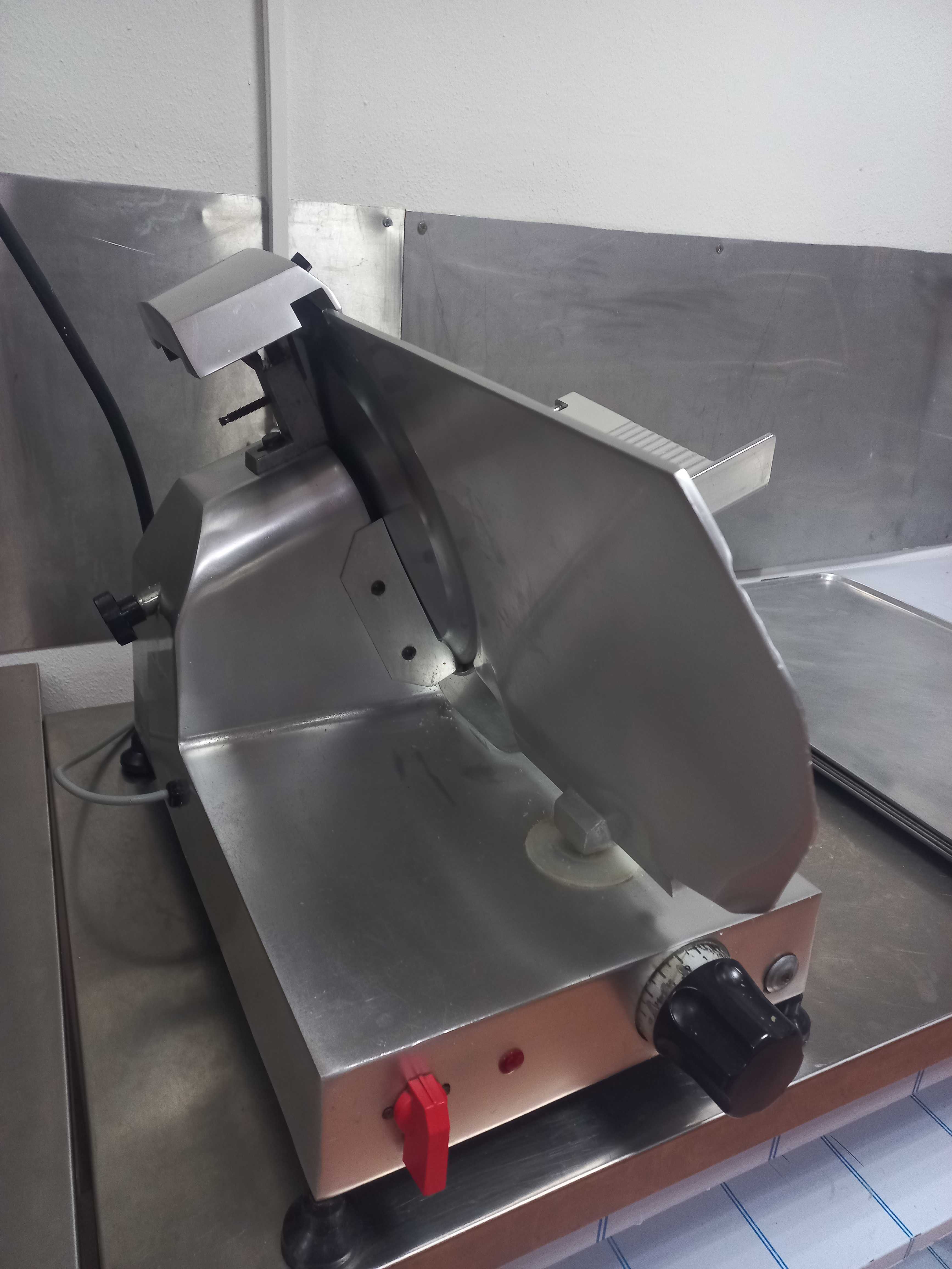 Maquina de fiambre