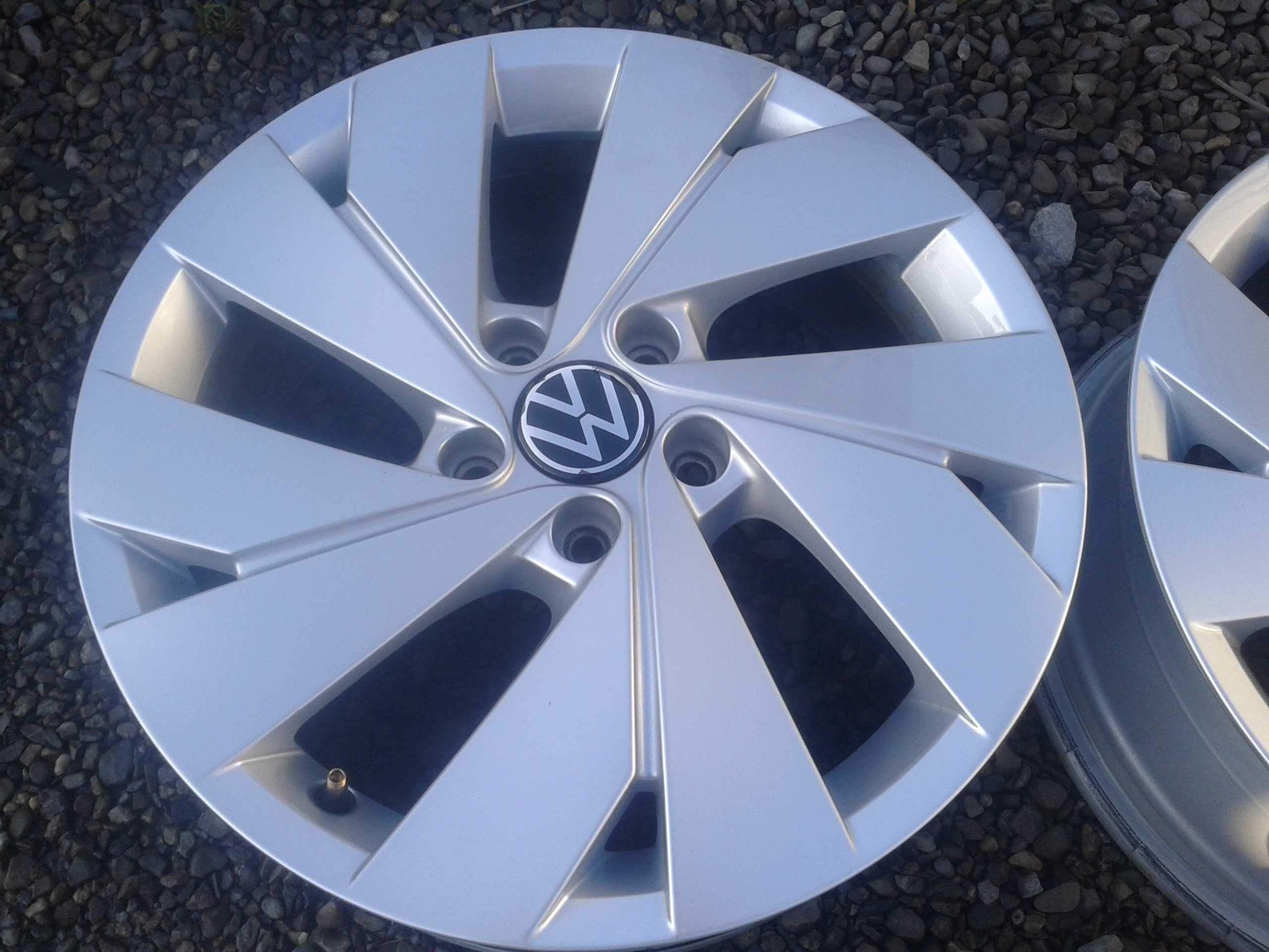 oryginalne felgi r17 passat troc t-roc tiguan sharan 5x112 taigo 6,5j