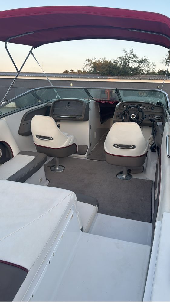 Cobalt 246 V8 5.7