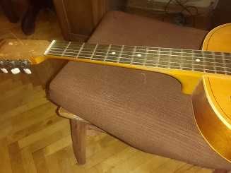 класична гітара Кремона