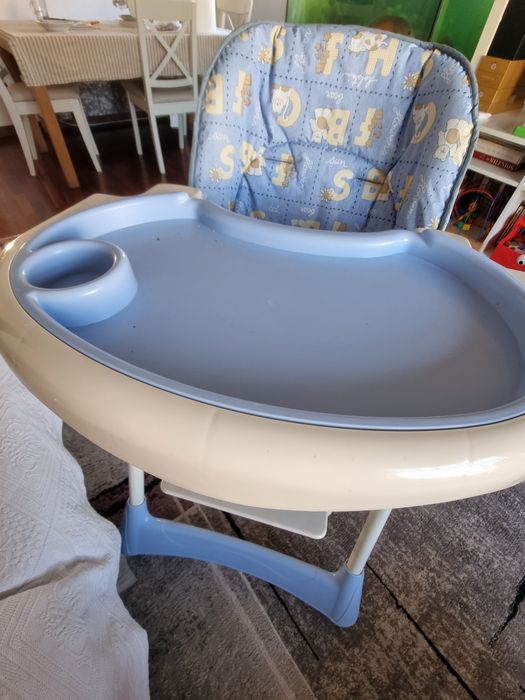 Cadeira da refeição criança