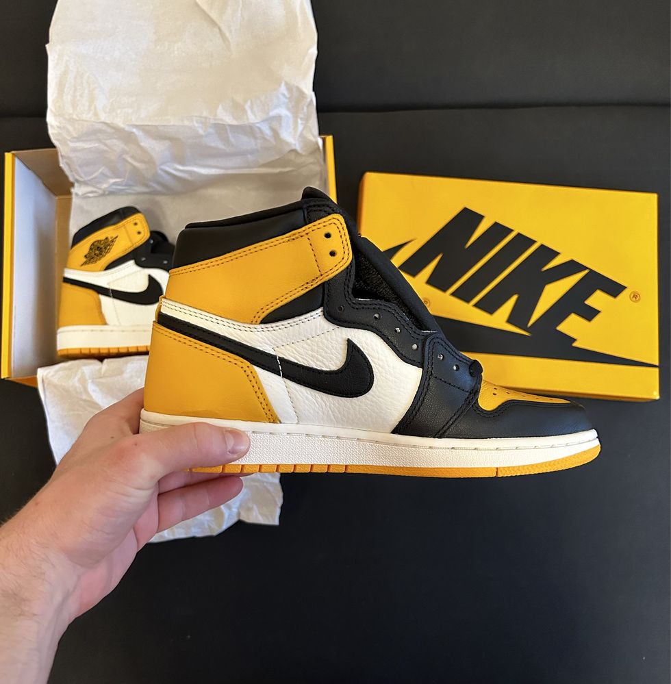 Nike  Air Jordan 1 taxi