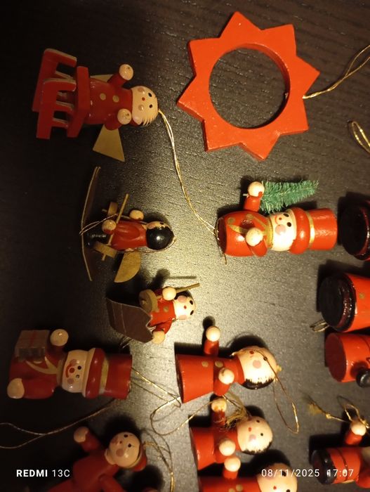 Miniaturas de bonecos de natal