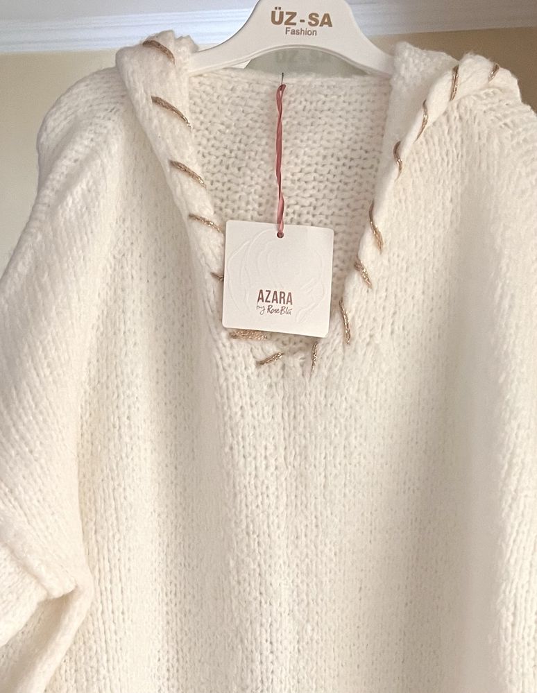 Piękny sweter oversize marki Azara  Made in Italy L-2XL