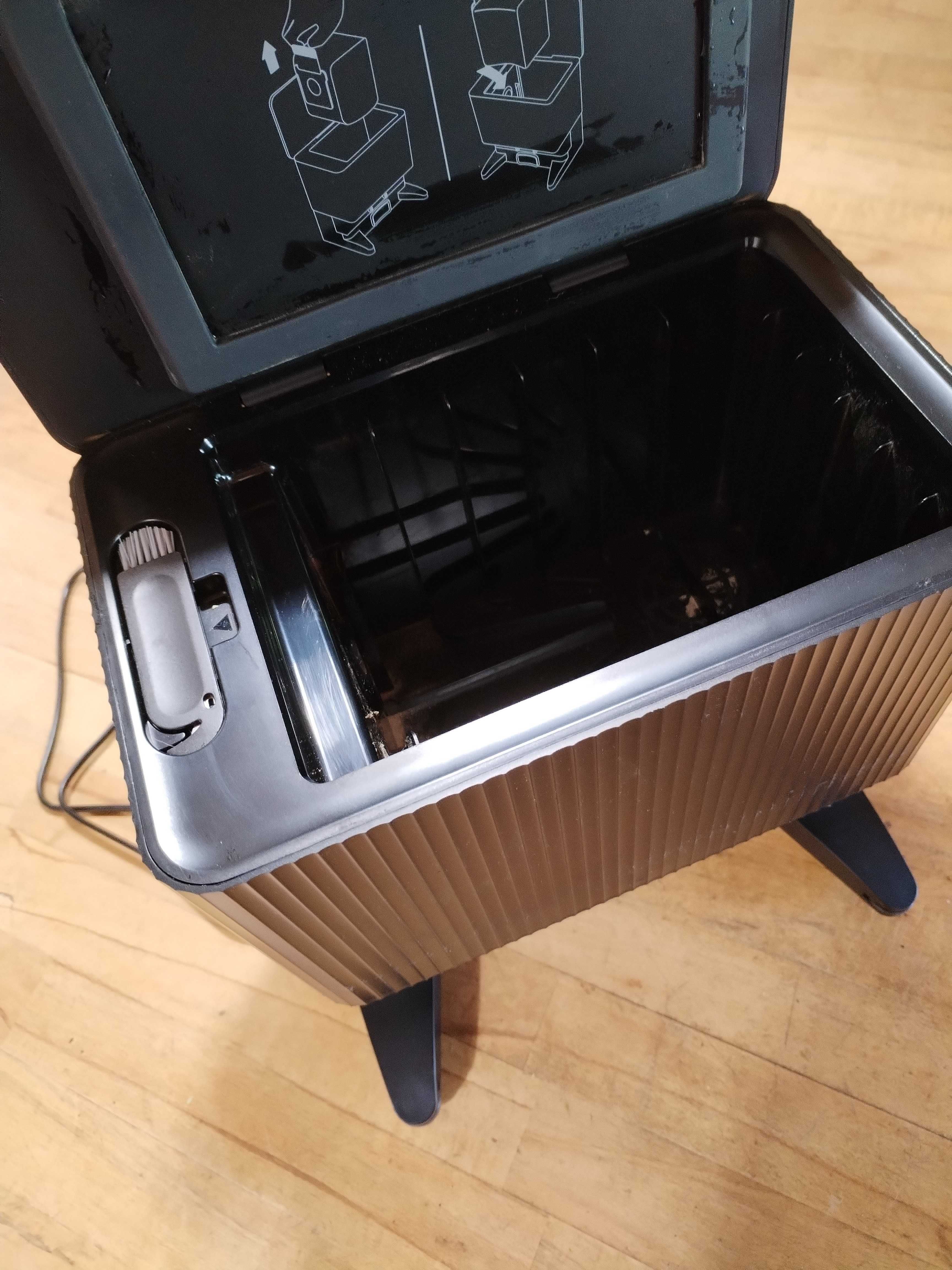 Robot Roomba Combo® 2 Essential + base AutoEmpty™