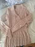 Vestido de inverno rosa velho a fugir para o bege.  L