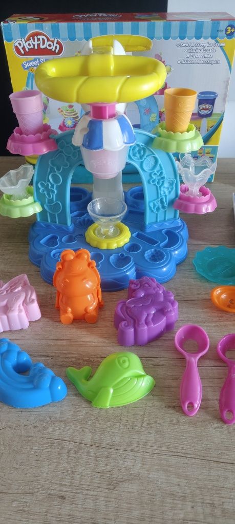 3 zestawy Play-Doh lodziarnia, pizza i dinozaur stan idealny
